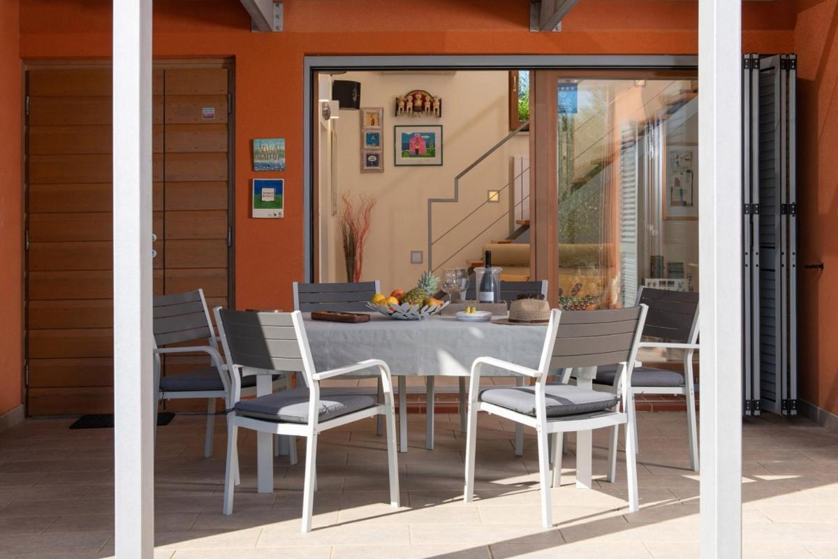 Villa Emili In Medulin - Haus Fuer 4-5 Personen Esterno foto